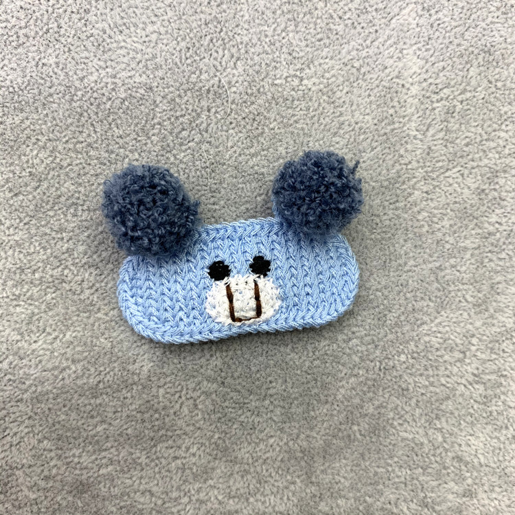 Teddy ball cartoon irregular-shaped hairpin Application Scenario