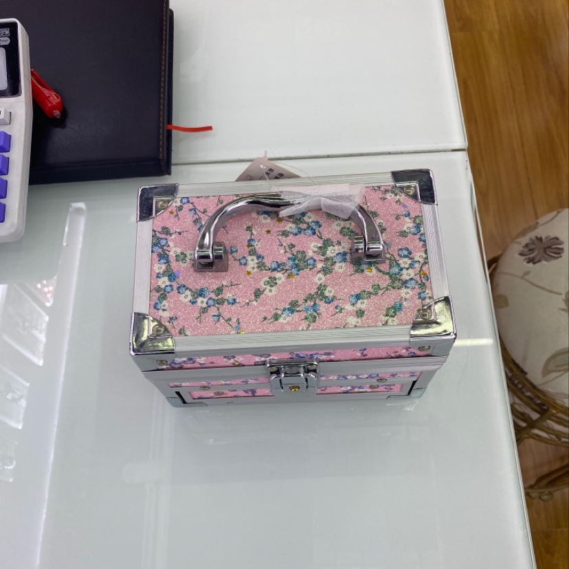 铝合金化妆箱首饰盒带抽屉详情1