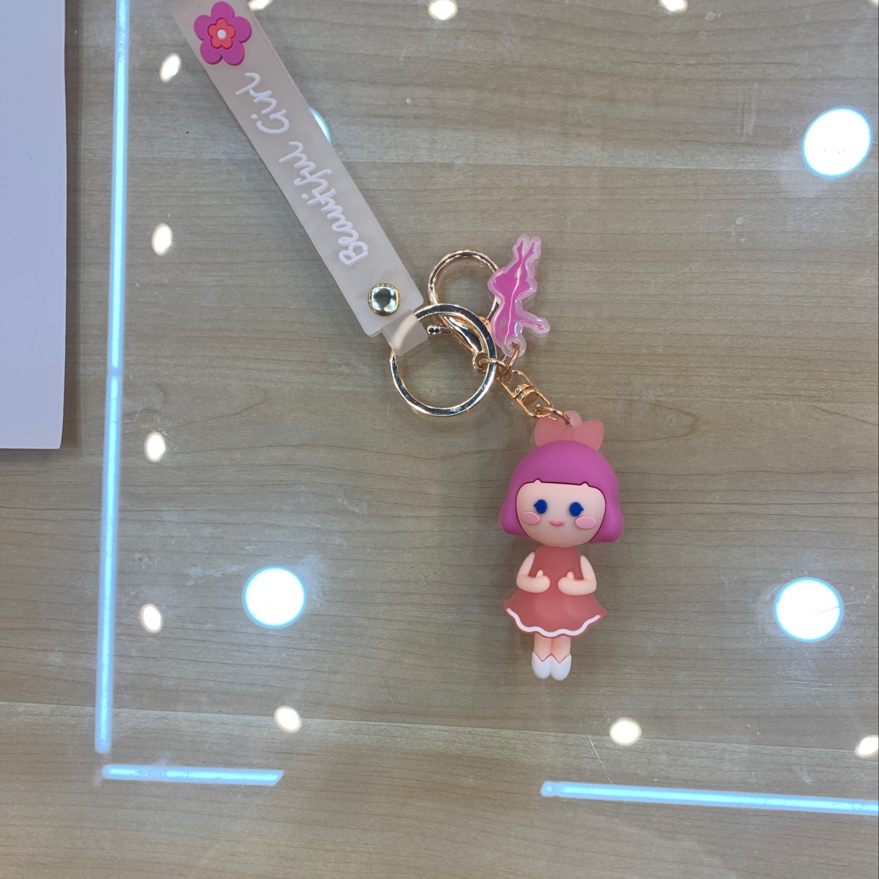 Little girl pendant cute fashion Instagram red bag pendant car pendant thumbnail