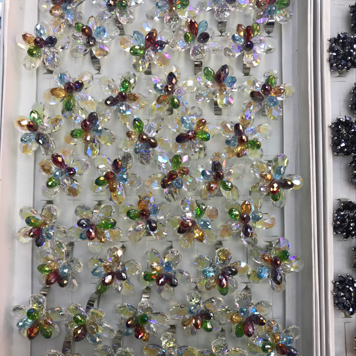 白色水晶戒指图