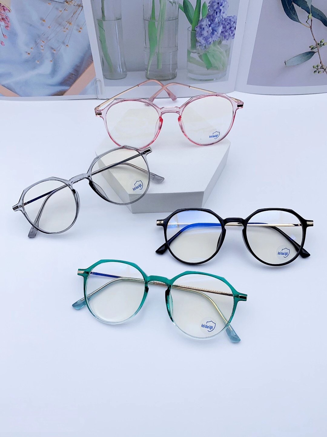 Model: TR83006, the ultra-light ins Korean version trendy natural anti-blue light glasses frame has been shipped Application Scenario