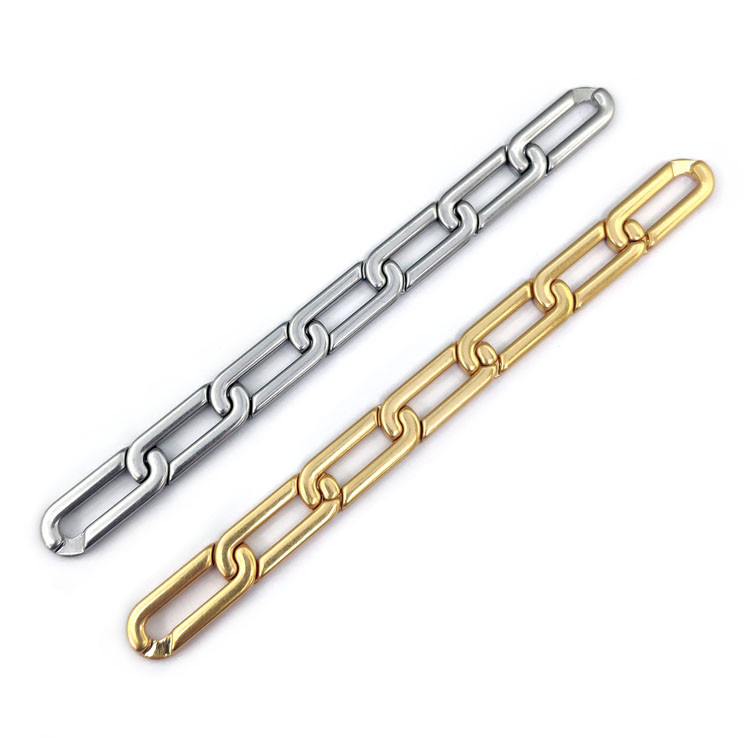 Dongguan Fengxing Hardware Factory Direct Sales Boutique Alloy Chain New Square Chain Variety Support Customization Application Scenario