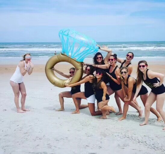 New inflatable diamond ring float swimming ring, water toy, thickened PVC diamond ring shape ring detail image 5