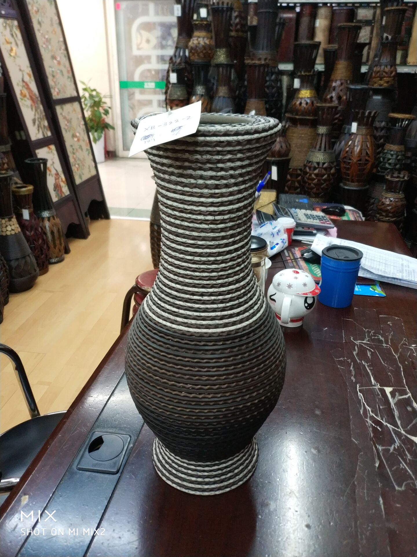 Popular vintage bamboo vase furnishing furniture hotel furnishing furniture hand-woven thumbnail