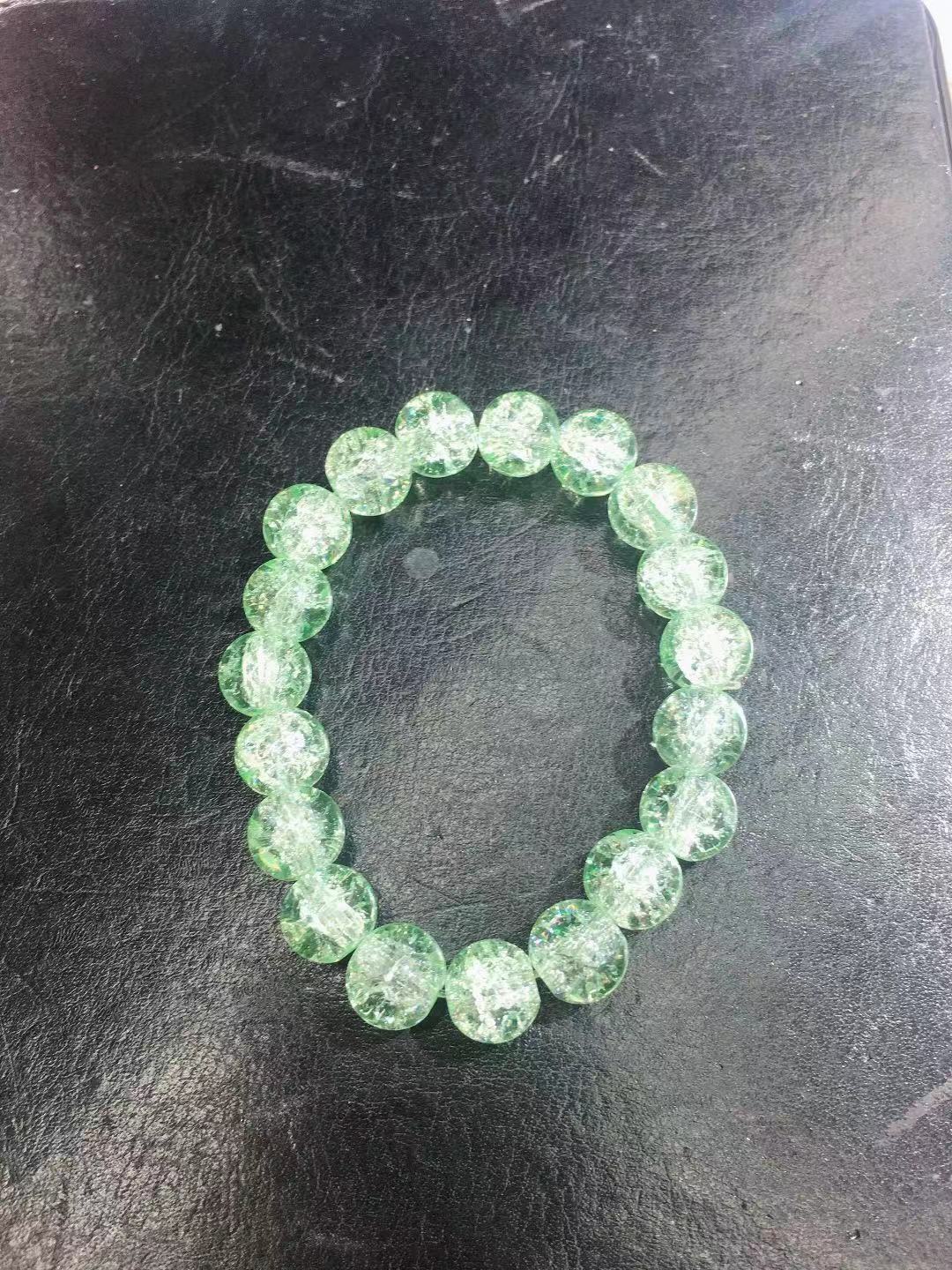 The new Chinese-style crystal bracelet with spring design is a layered accessory for women. It is elegant and fashionable for women Specification image