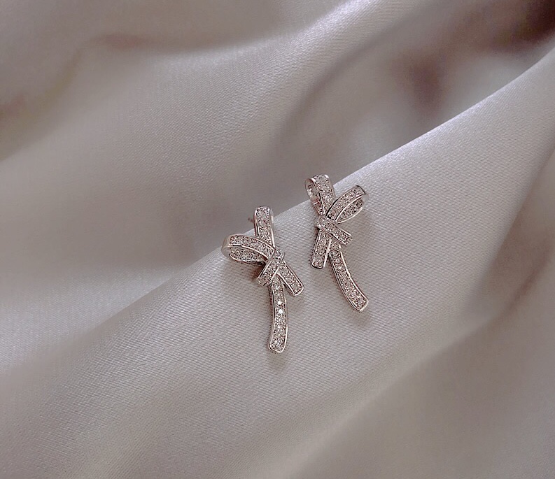 Ear Stud 9