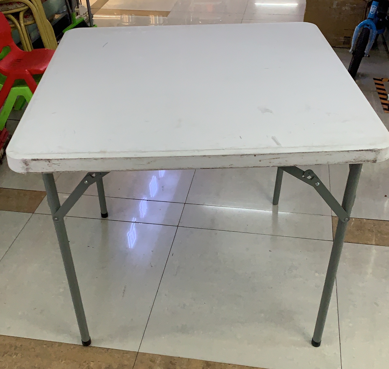 塑料桌 地摊展示桌 户外餐桌 84*84cm