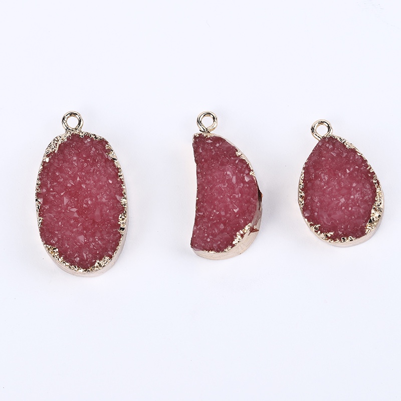 树脂仿晶芽天然石吊坠树脂仿晶芽天然石吊坠图