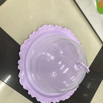 Cake pan holder thumbnail