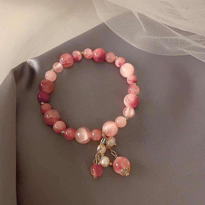 In 2020, the new natural crystal elastic bracelet with original design, Korean strawberry Jingfo series, is a bracelet for girls thumbnail
