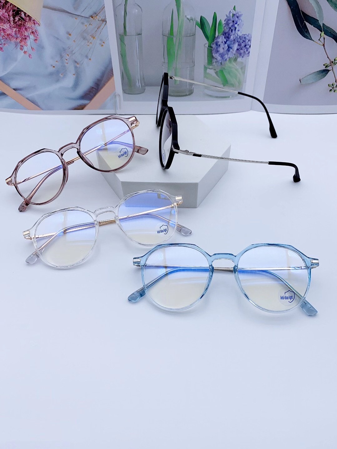 Model: TR83006, the ultra-light ins Korean version trendy natural anti-blue light glasses frame has been shipped Item Picture