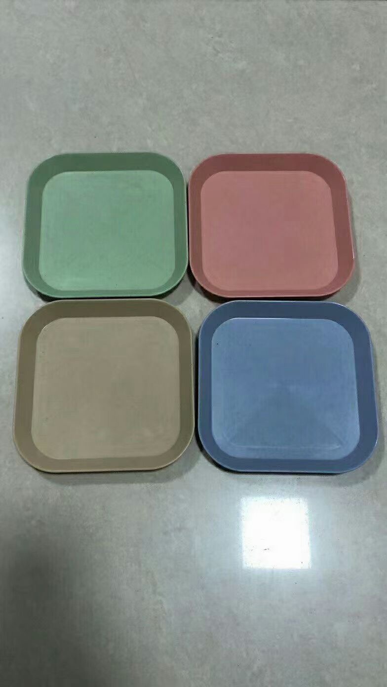 小麦秸秆餐具，家用塑料小盘白底实物图