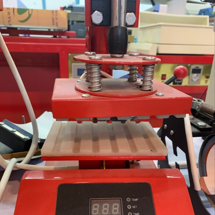 Pen ironing machine Specification image
