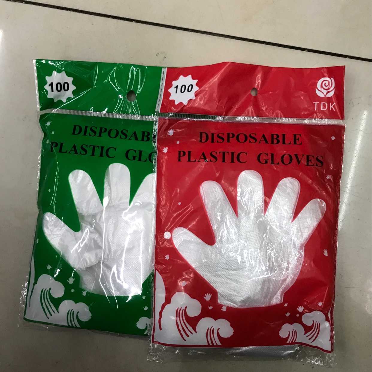 New type of disposable pE gloves thumbnail