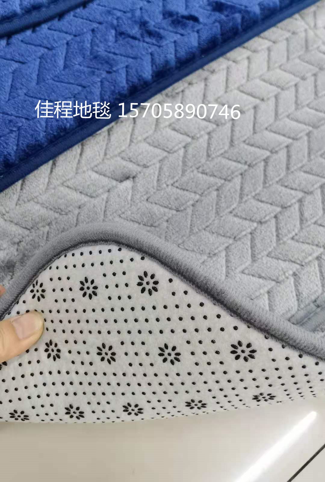 Plain patterned toilet 3-piece set floor mat, single-color embossed toilet combination mat, export combination foot mat Item Picture