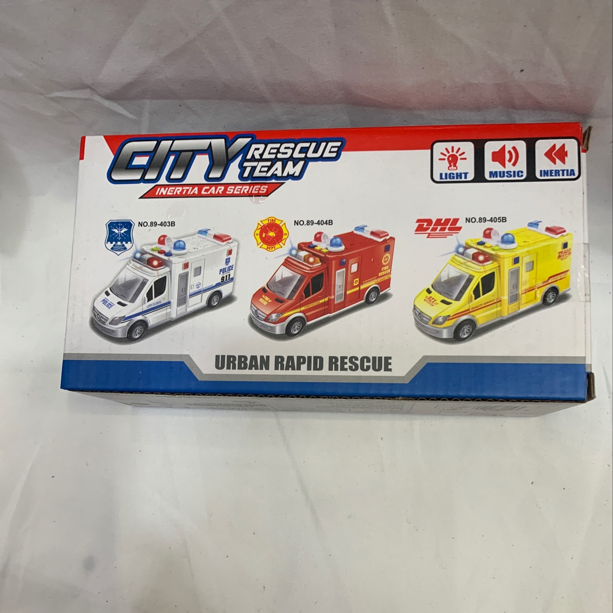 The universal wheel toy electric police car can move by itself with built-in lighting and music effects details Picture