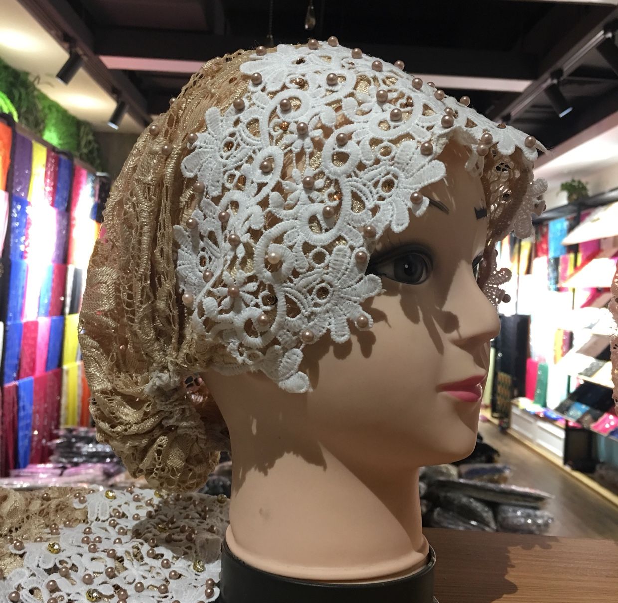 Two-tone lace cloth hat 2