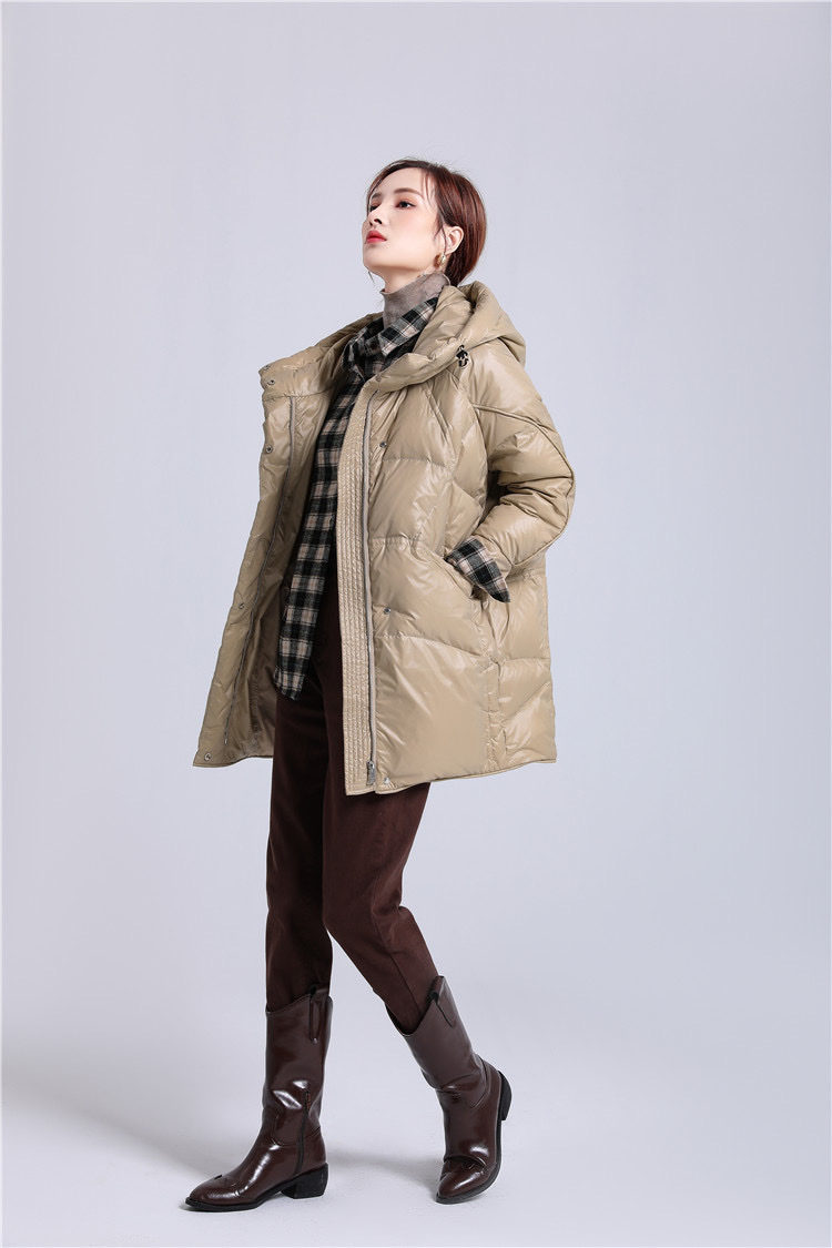 Jimmy Seio's new khaki black fashionable large-sized down jacket for the 2024 winter collection Specification image