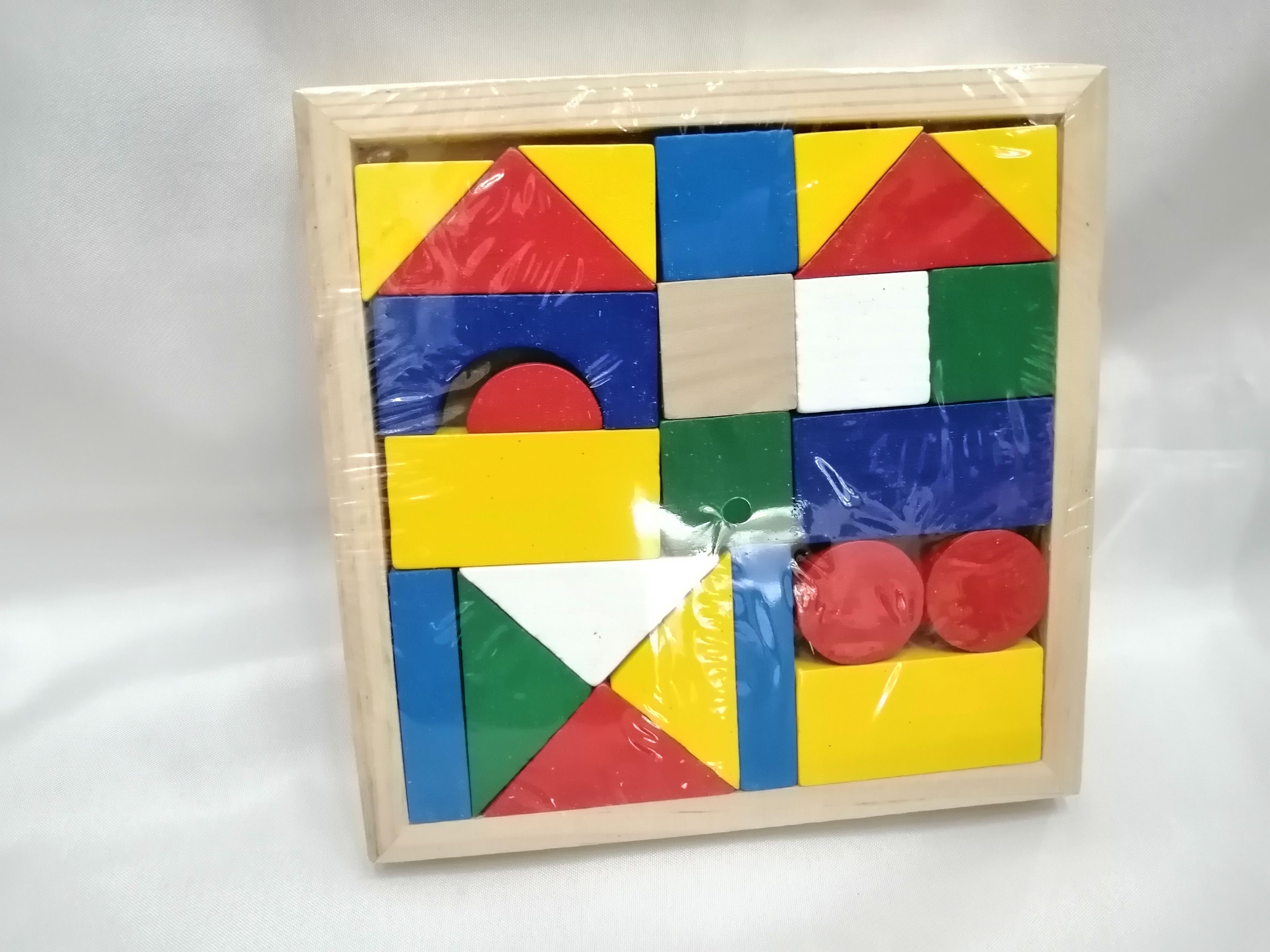 Wooden educational puzzle, shape recognition, kindergarten teaching AIDS, brain-stimulating and hands-on parent-child games, 24 building blocks