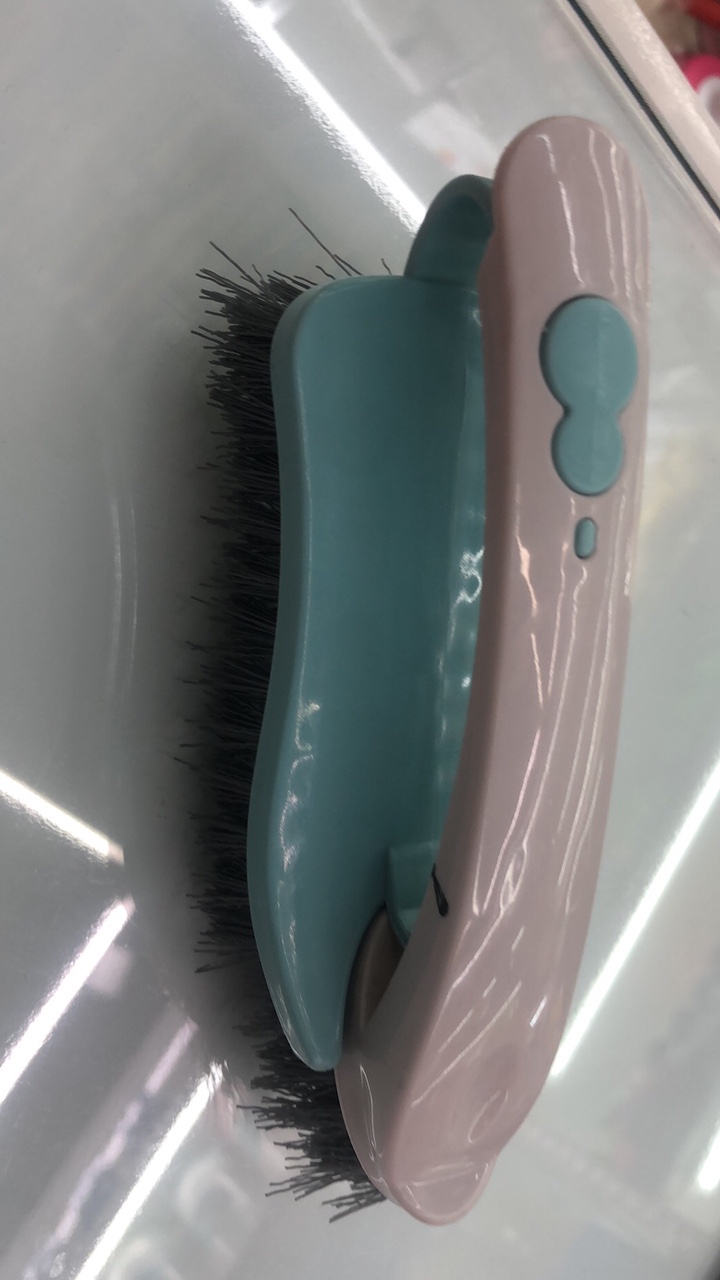 Laundry brush