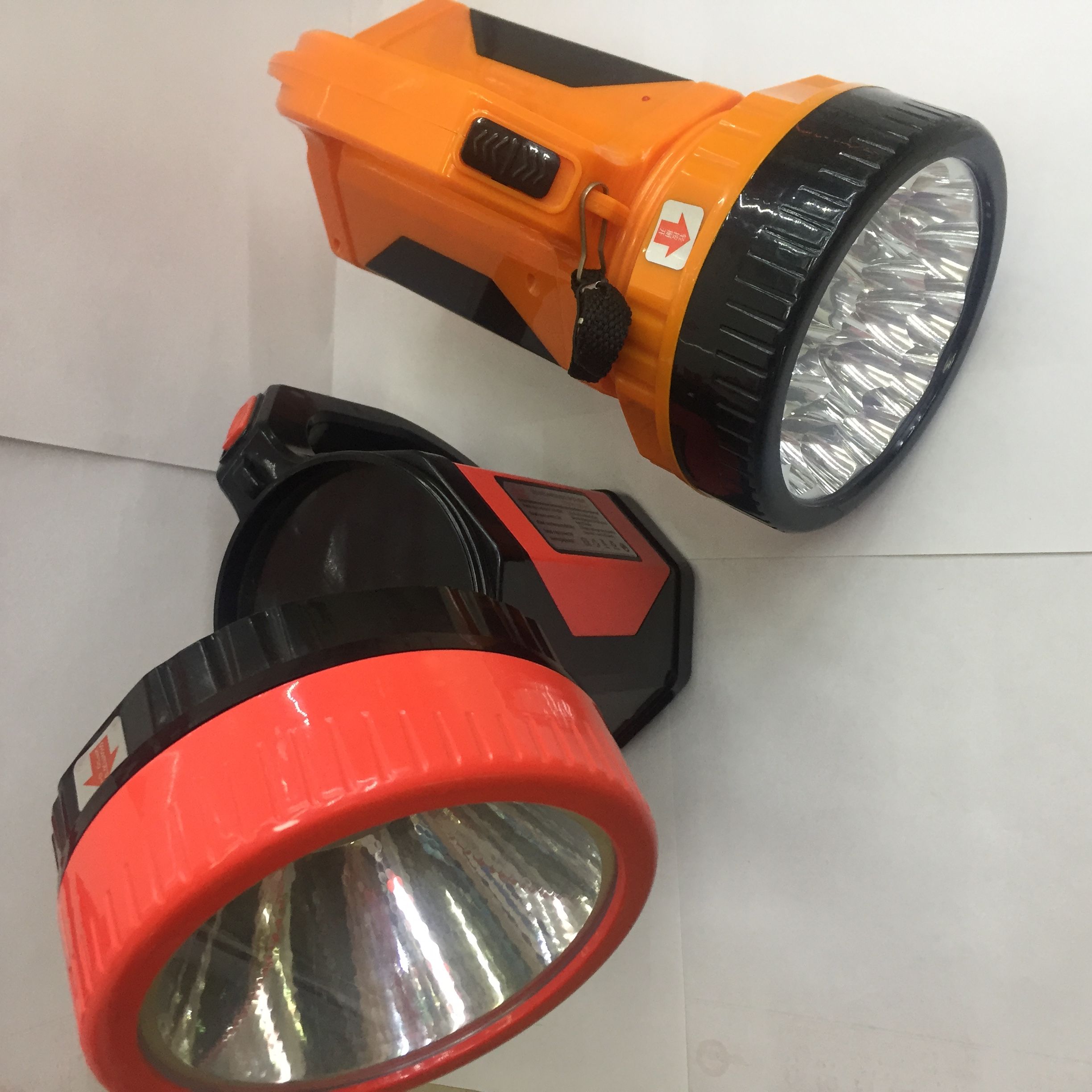 乔虹强光led充电超亮远射户外灯家用w多功能手提灯、探照灯QH-5612
