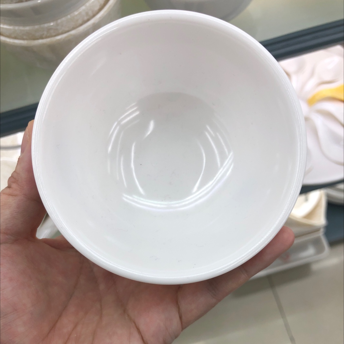 Small bowl of melamine details Picture