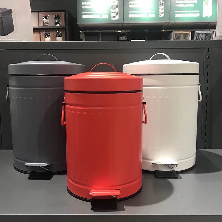 烤漆不锈钢垃圾桶产品图