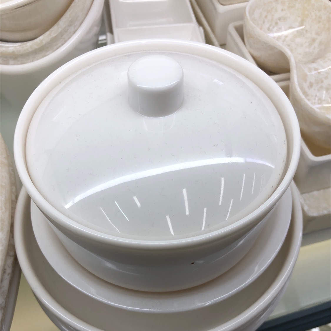 Melamine stew pot full figure