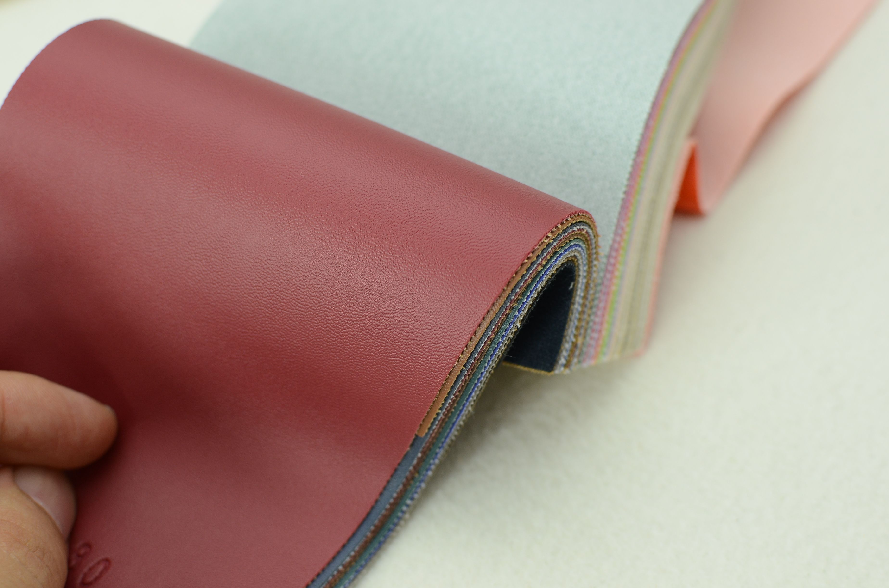 Thickened Napa pattern 580 sofa leather, luggage leather fabric, headboard soft and hard fabric Item Picture