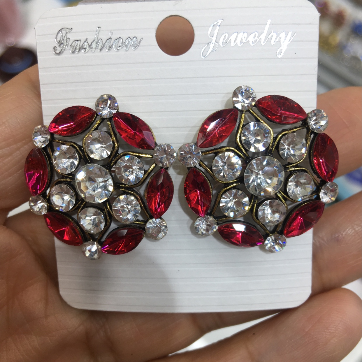 Fashion trend earring stud 101