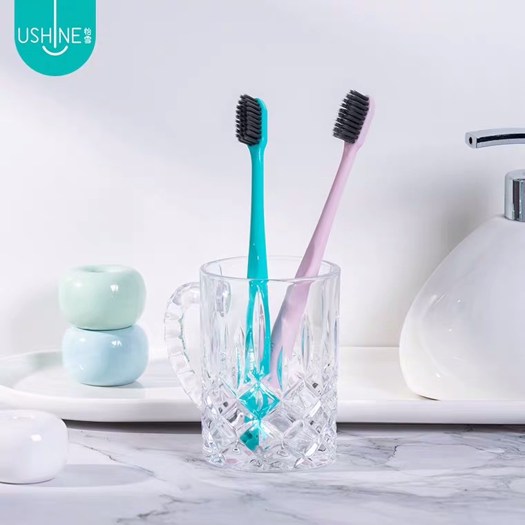 Ushine Snow Toothbrush Charcoal Can Bamboo Charcoal Soft Bristles Fine Silk Antibacterial Small Brush Head Family Set Application Scenario