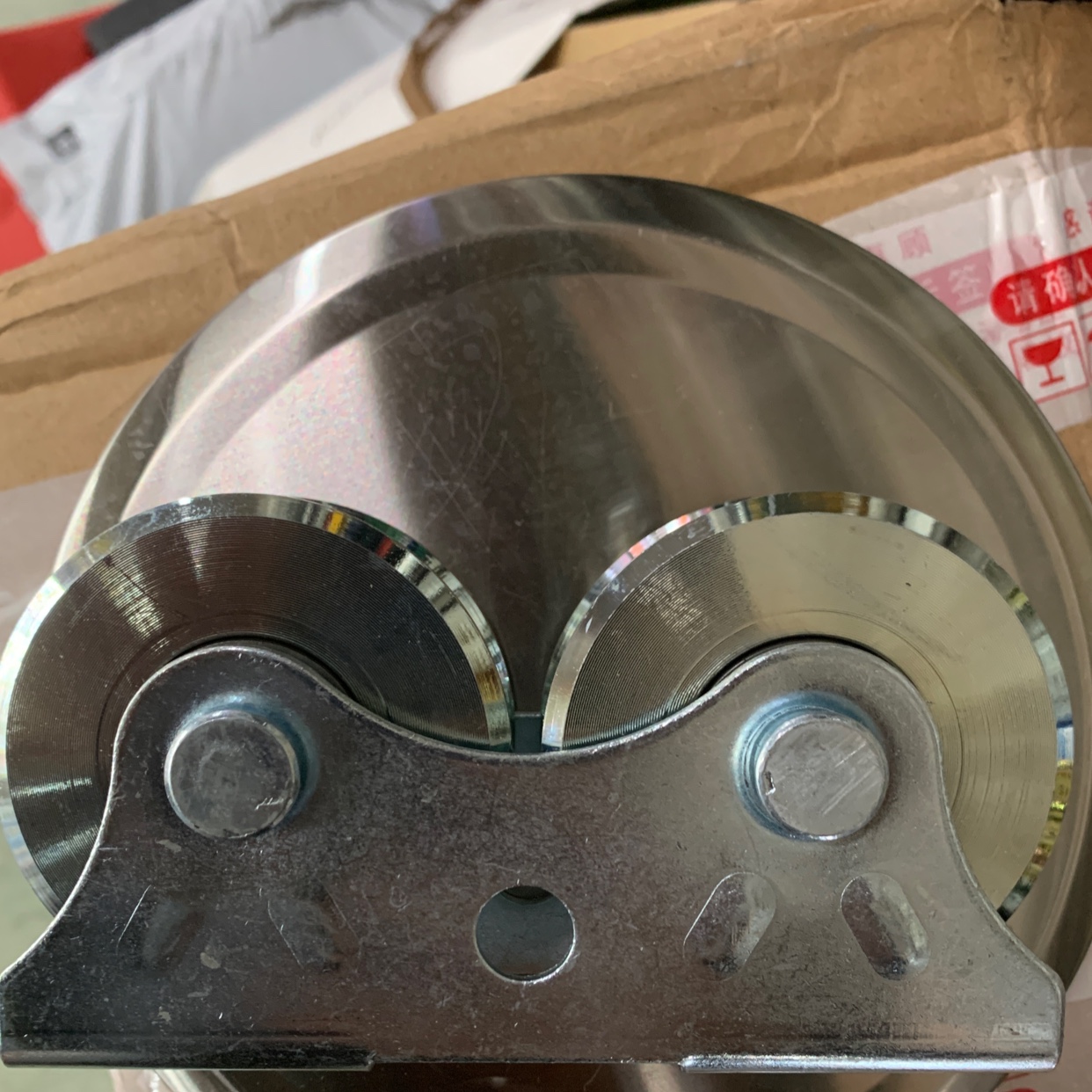 70MM double wheel and double bearing sliding door pulley thumbnail