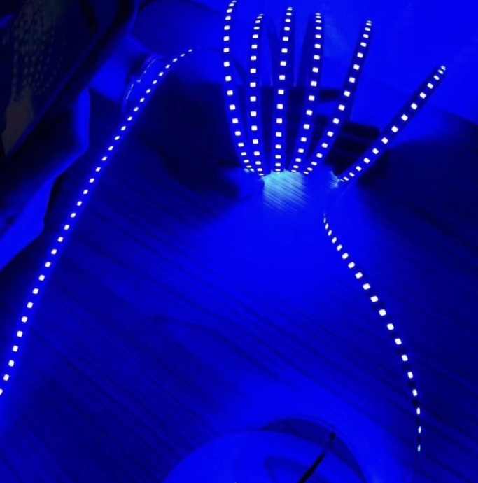 Blue light bar thumbnail