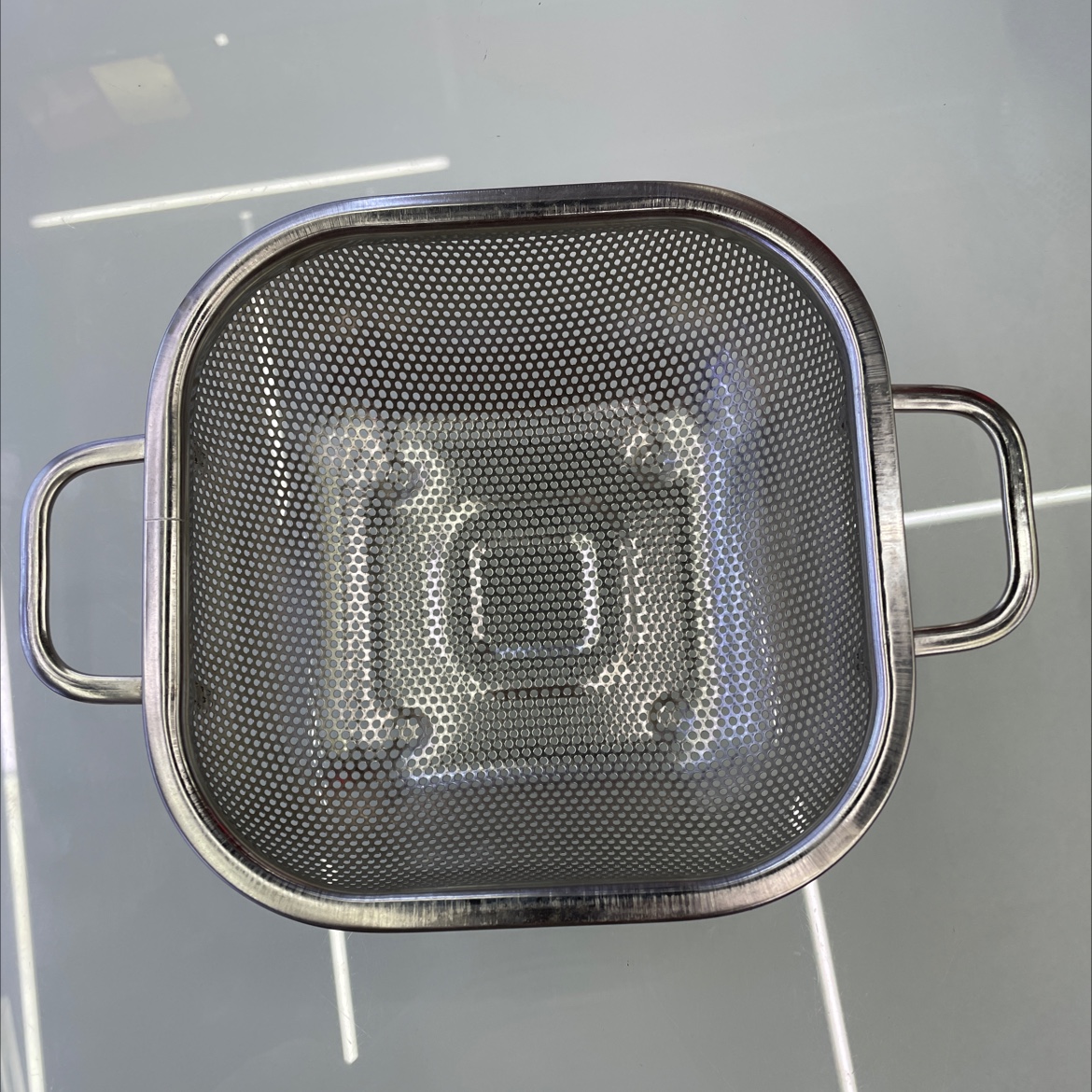 18Cm方型冲孔蓝