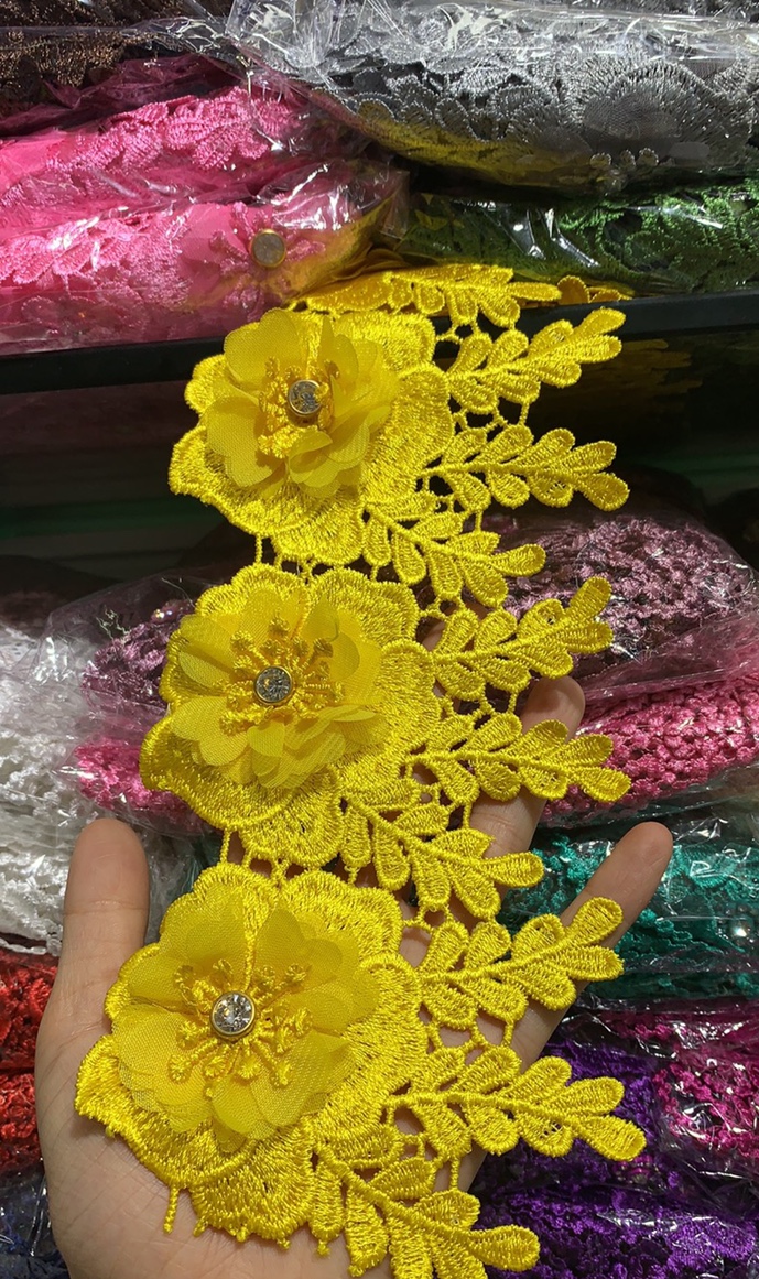 Multi-color embroidered lace unique charm display