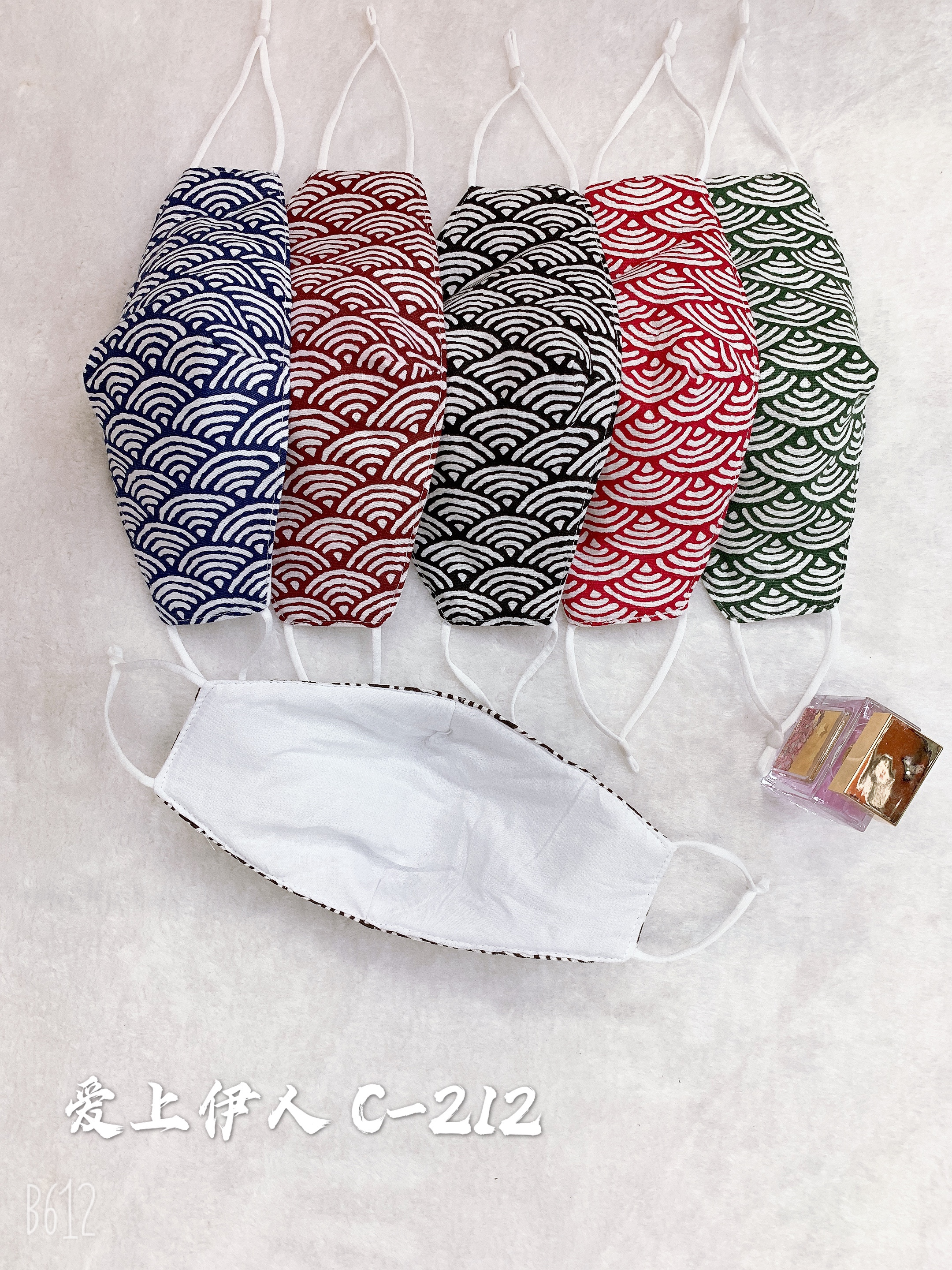 Cotton Three-Dimensional Mask details Picture