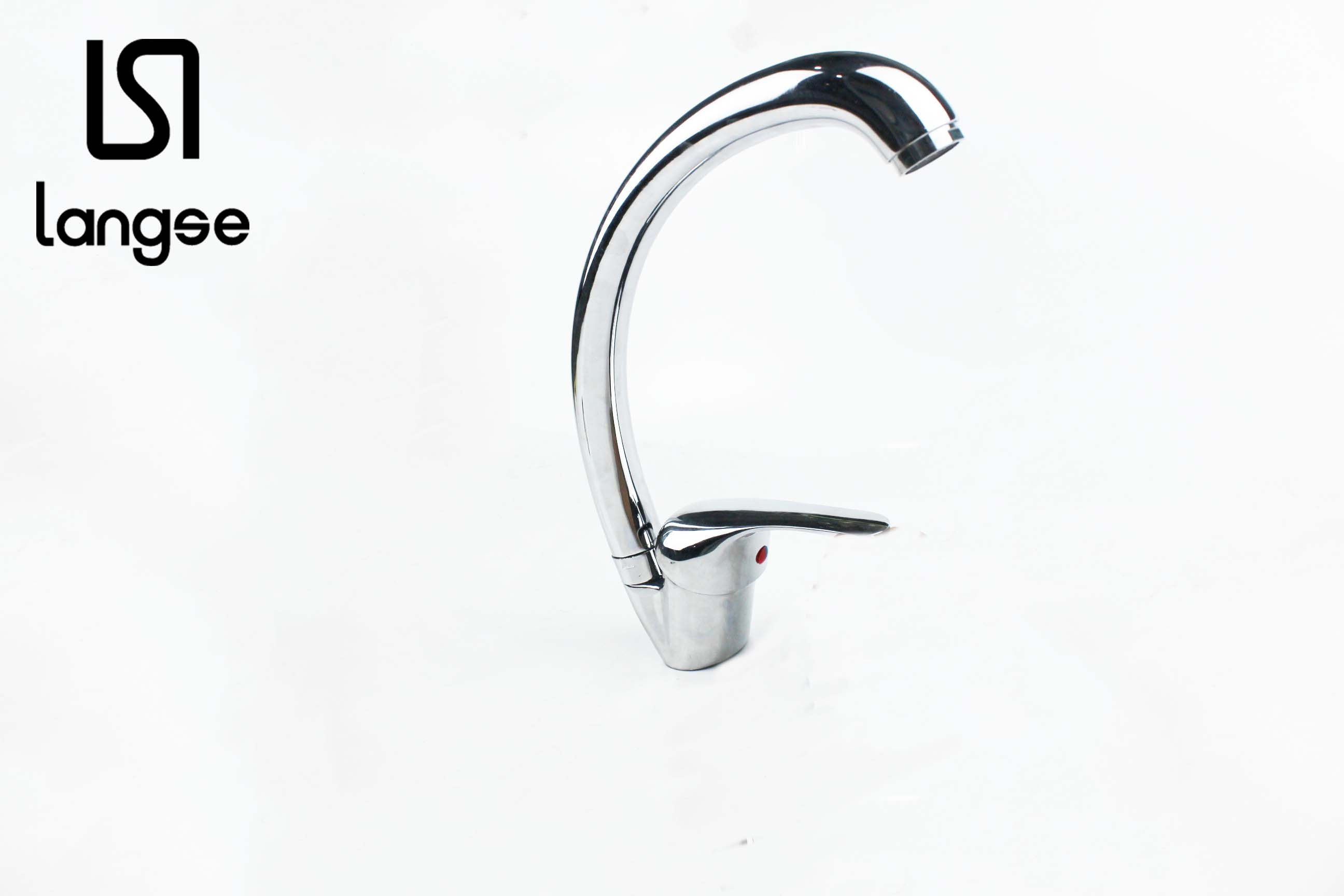 Zinc Alloy Kitchen Faucet Set full figure