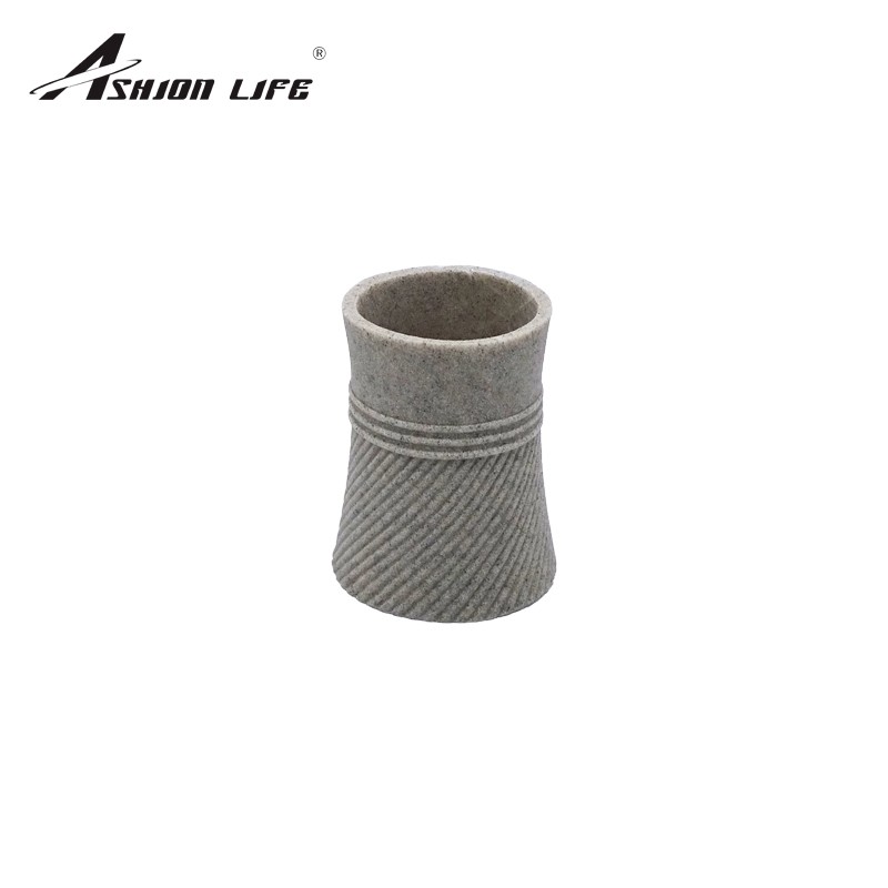 Paris Resin Toiletries 4-Piece Bathroom Toiletries Lotion Bottle Mouthwash Cup Toothbrush Holder Soap Box Application Scenario