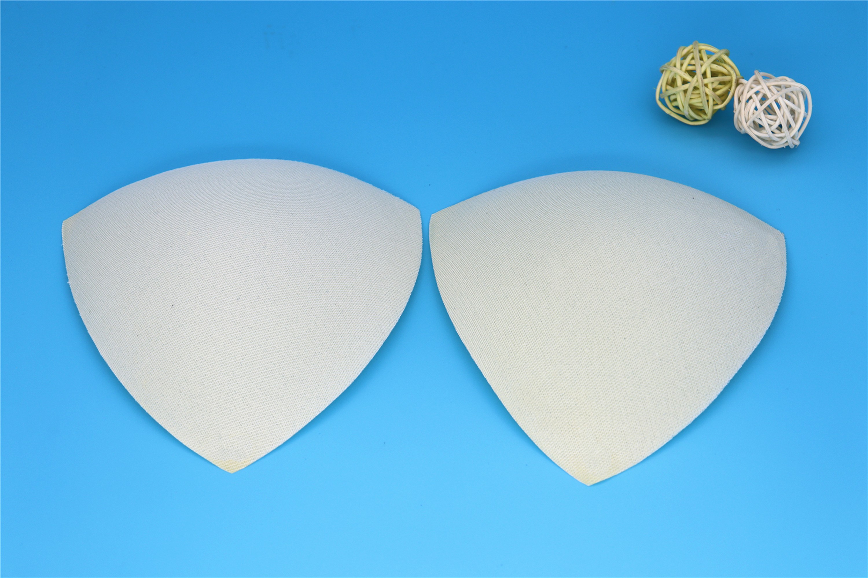 厂家直销高品质舒适服装辅料薄款三角罩杯详情图5