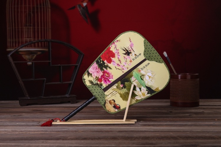 Retro Double-Sided Pattern Palace Fan Group Fan Square Imitation Ancient Palace Fan Banana Fan Dance Fan Chinese Wind Prop Fan. undefined