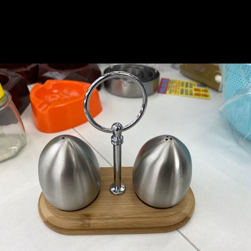 Spice bottles thumbnail