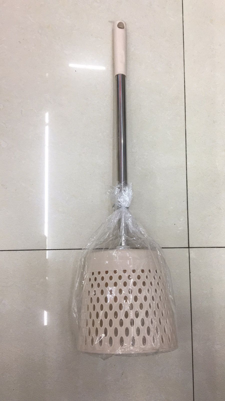 Plain toilet brush with hollow base toilet brush kitchen toilet brush thumbnail