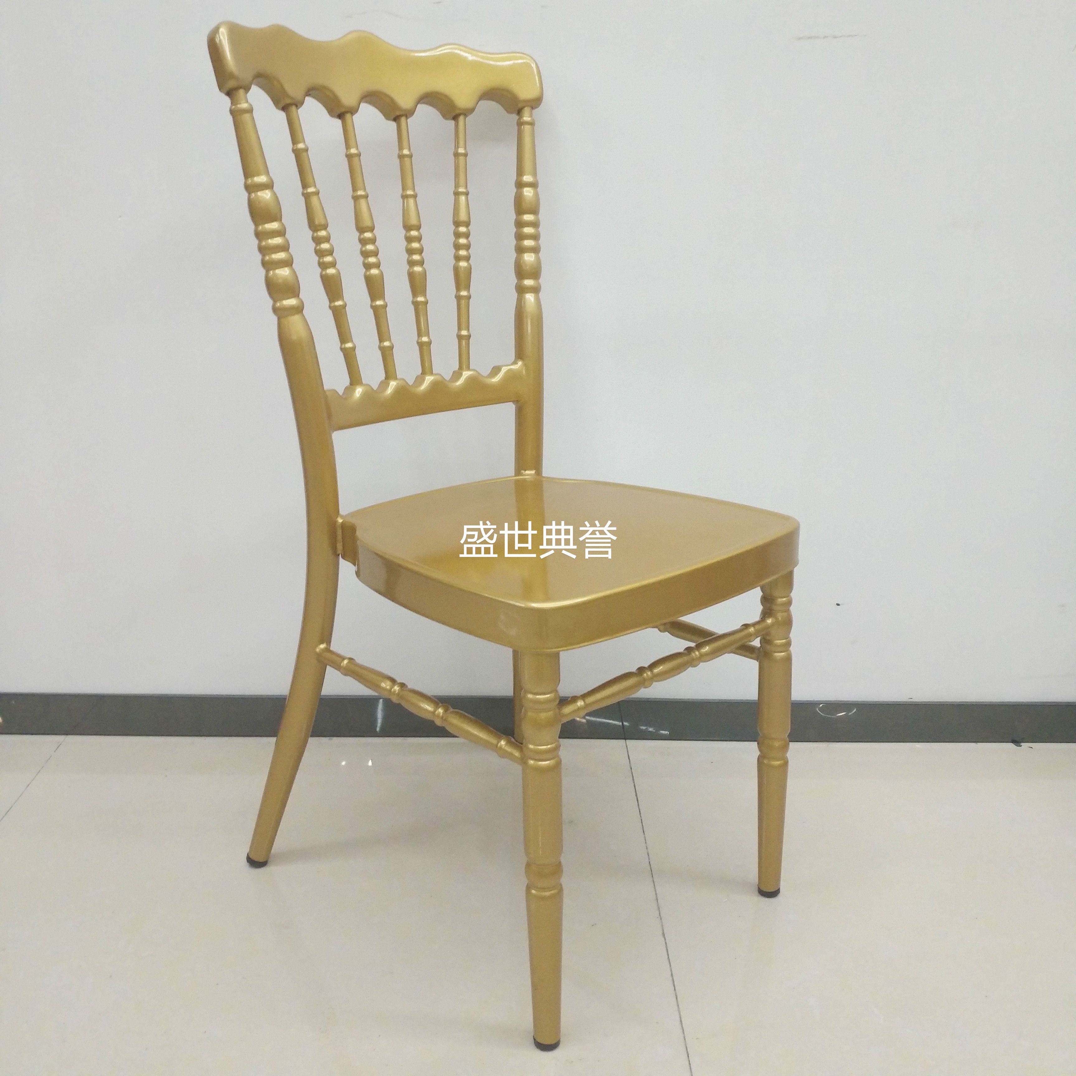 三亚度假酒店户外婚礼竹节椅饭店宴会厅铝合金椅子外贸婚庆皇冠椅细节图