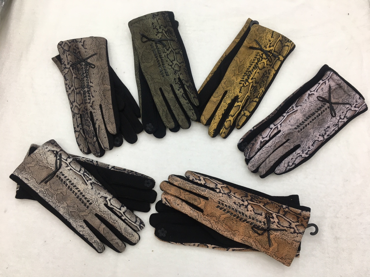 Versión AB de piel de serpiente tirador de cuerda arco moda guantes de pantalla táctil cálido con fleece y engrosamiento guantes calientes