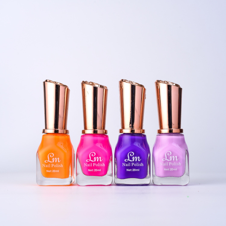 LM New nail polish 16ml, long-lasting, eco-friendly and odorless, factory wholesale and direct sales Application Scenario