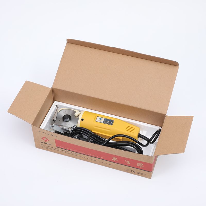 Lejiang YL65/70 handheld electric scissor, electric cutting machine, fabric cutting machine, small circular knife cutting machine, fabric cutting machine Application Scenario