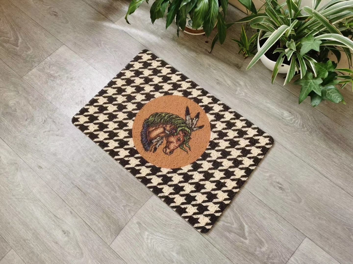 Rectangular patterned floor mat Item Picture