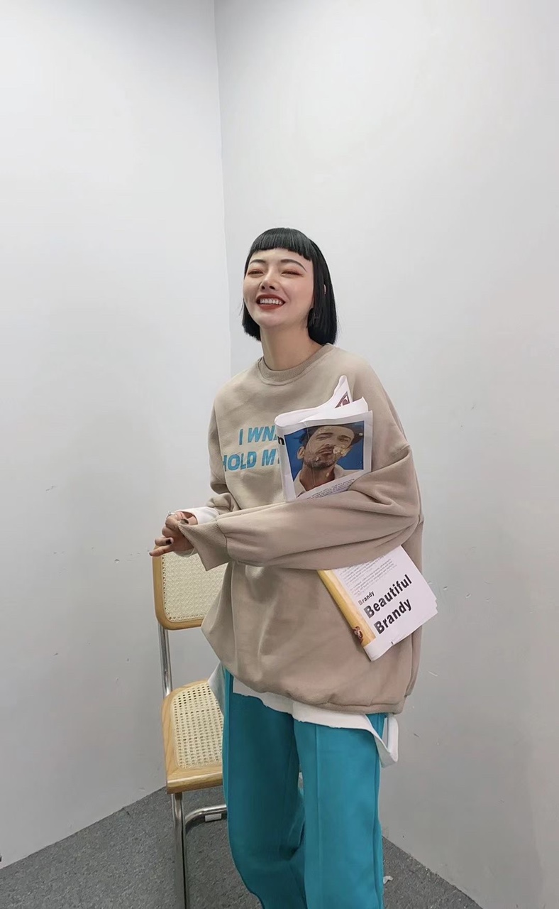 套头卫衣短款卡其