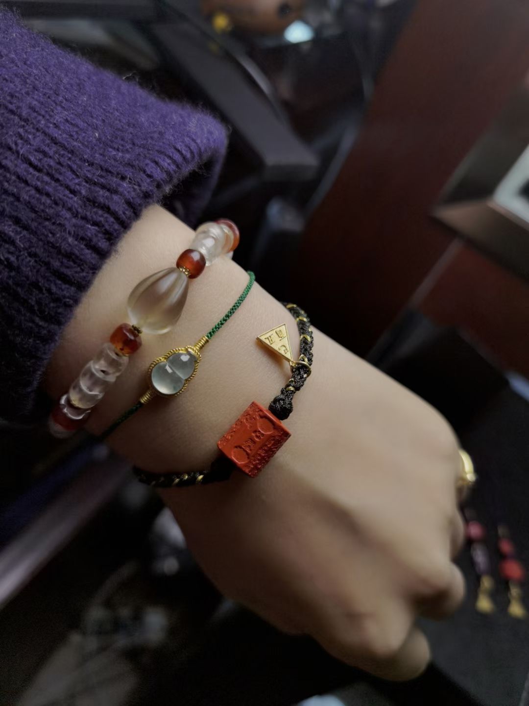 朱砂手链细节图