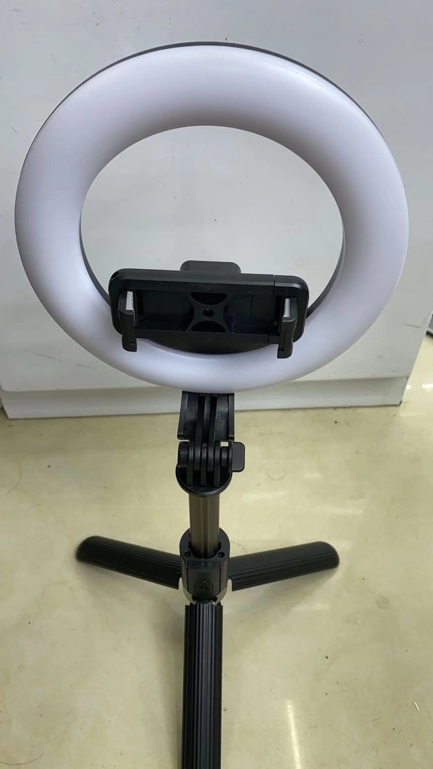 Live streaming light self bright details Picture